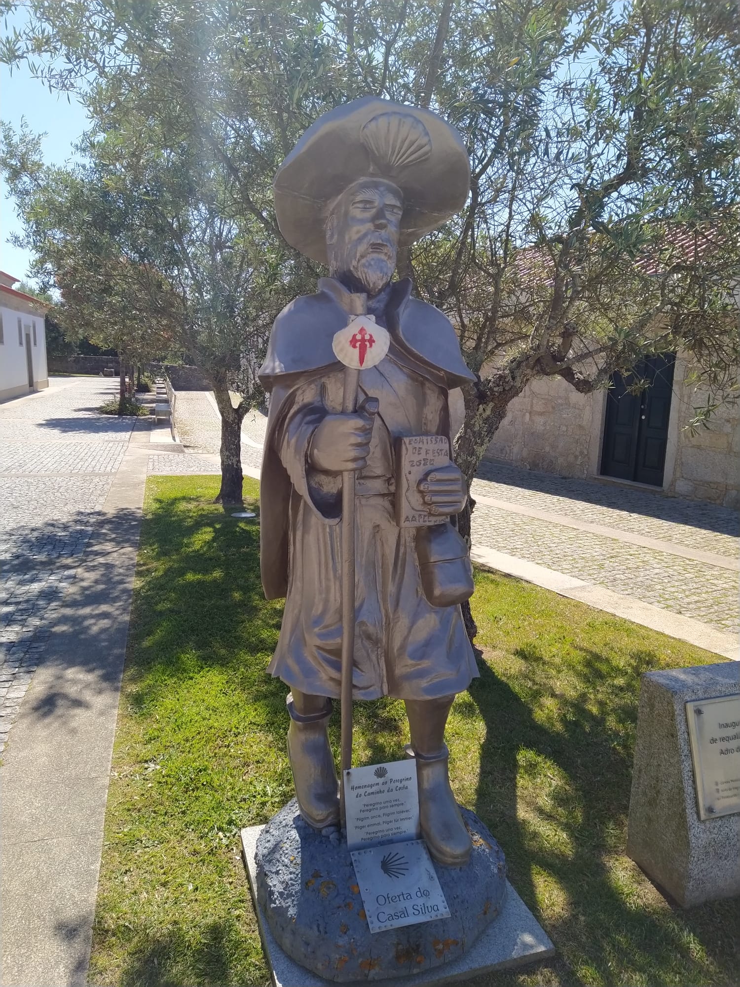 Monumento o peregrino da costa