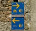Setas com diferentes Caminhos de Santiago.